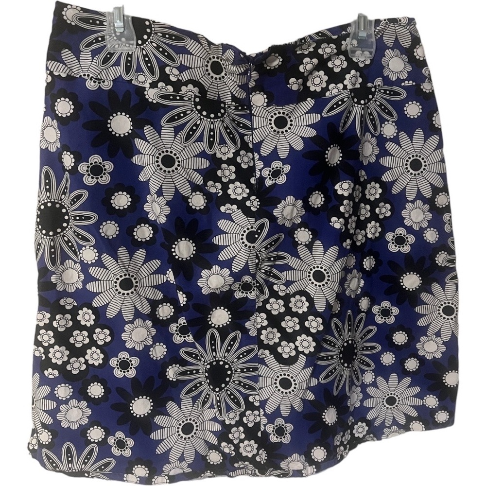 An MIKK Couture Floral Skirt in size large - Picture 6 of 7